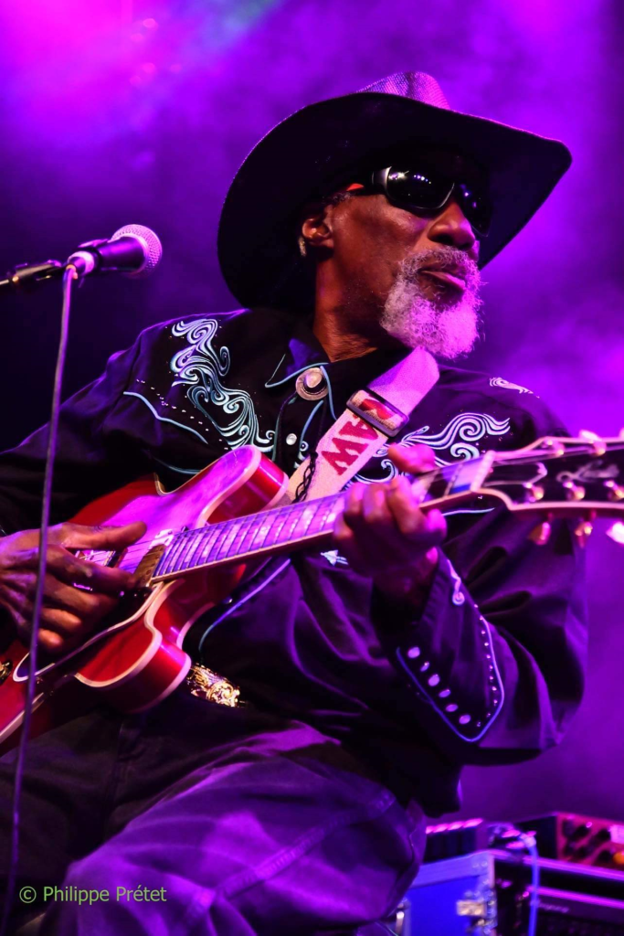 robertfinley-683x1024.png