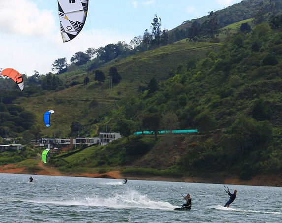 photo1691581542 (4)_edited.jpg