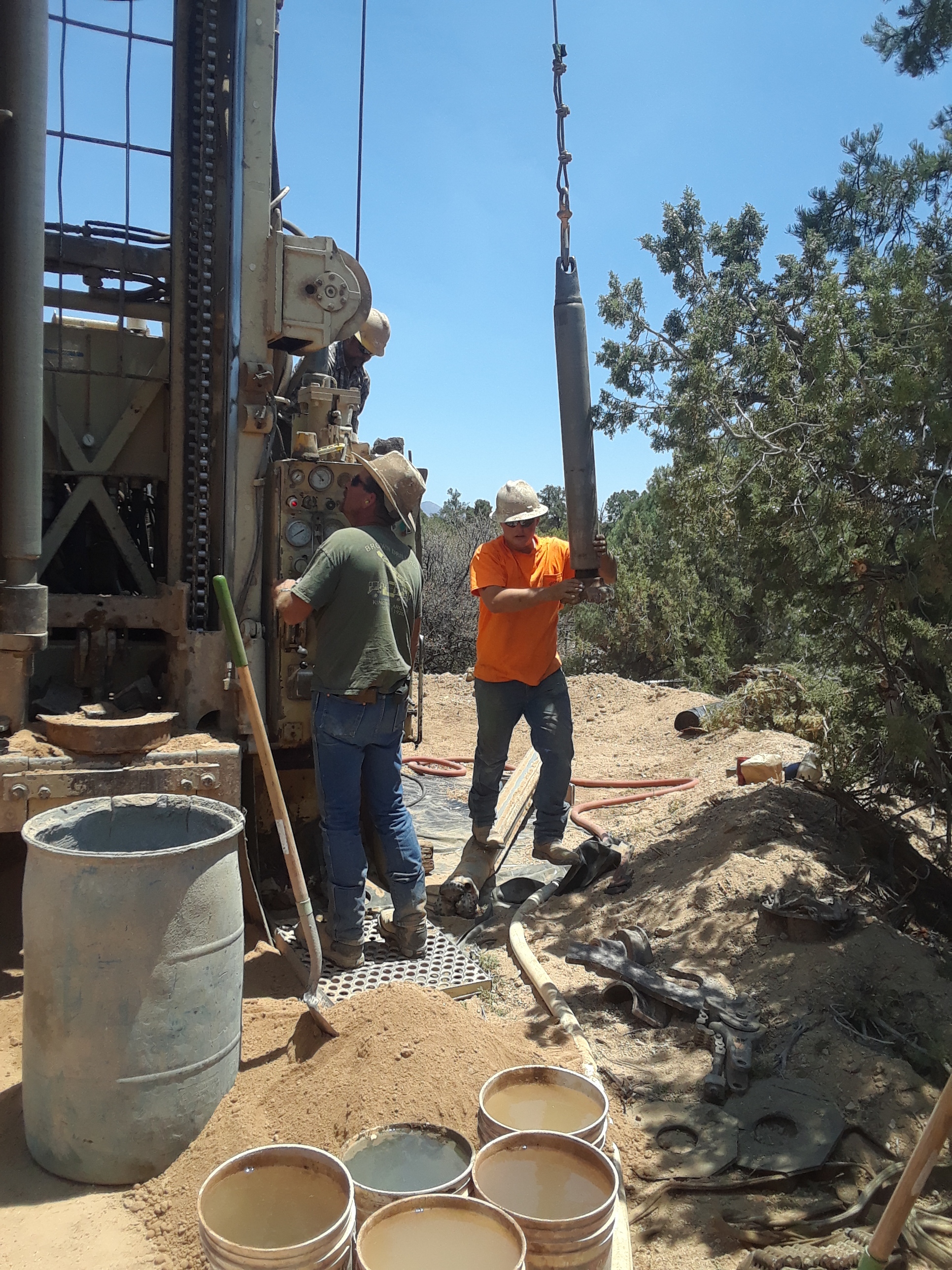 Dropping down hole hammer