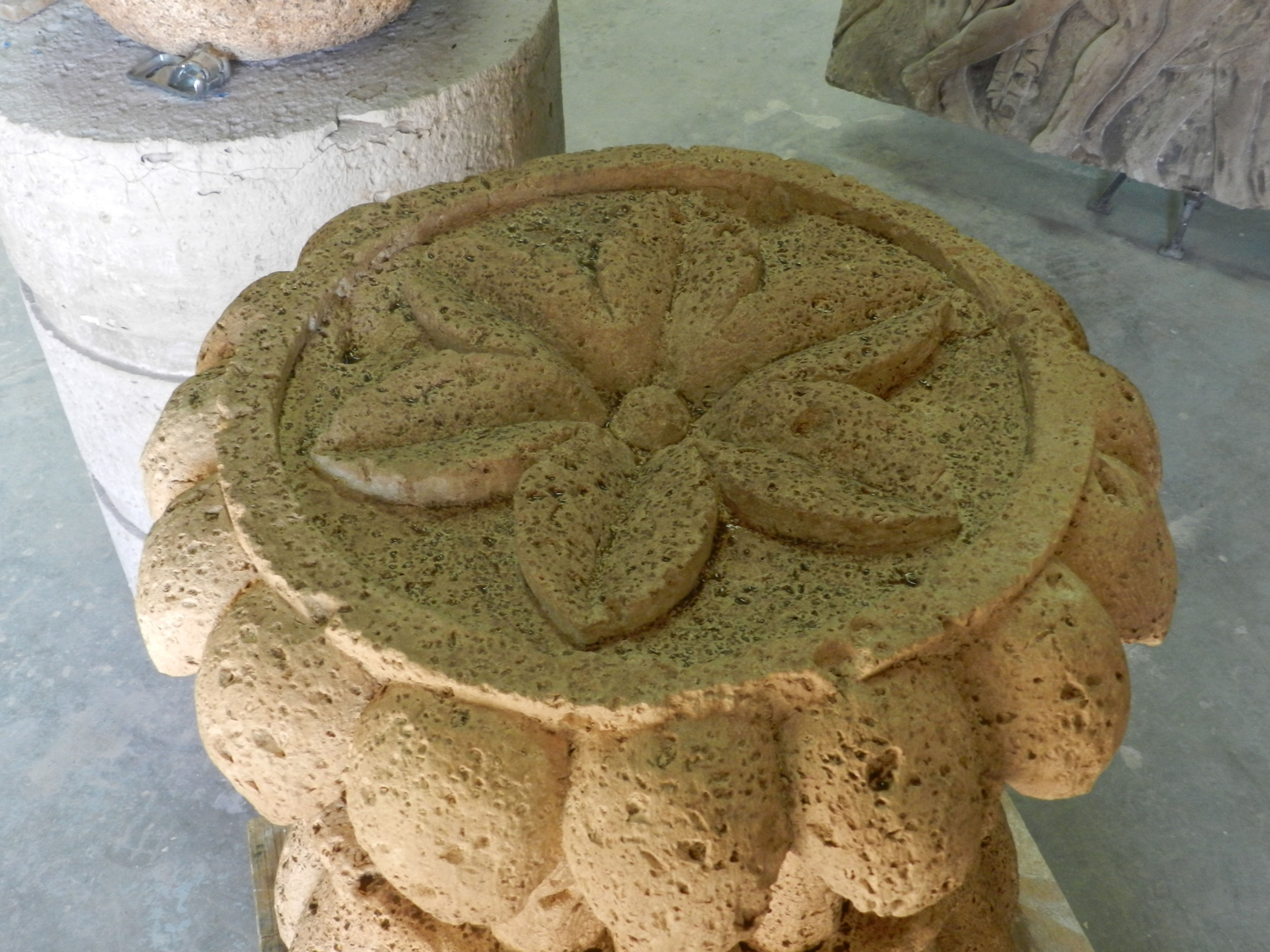 VOLCANIC PINEAPPLE BASE