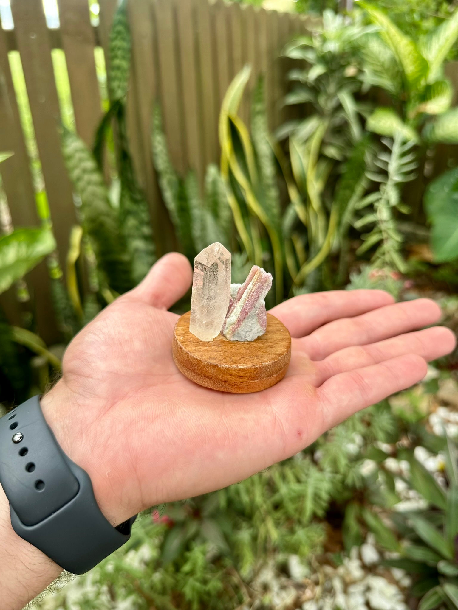 turmalina rosa + ponta de quartzo de cristal na base