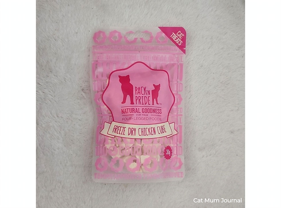 Pack'n Pride Freeze Dried Chicken Cubes Cat Food.