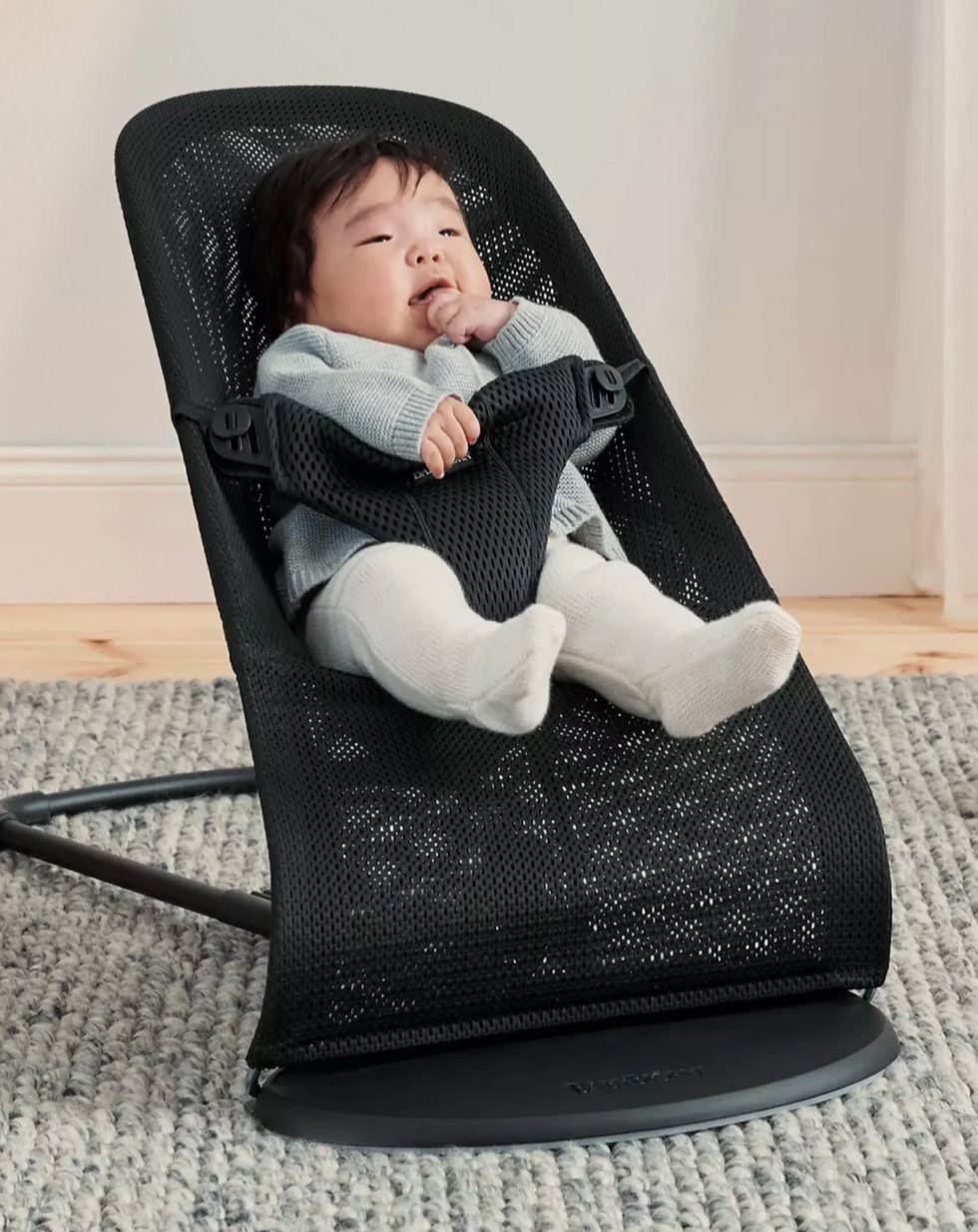 Thumbnail: BabyBjörn -Wipstoeltje Bliss Mesh Black