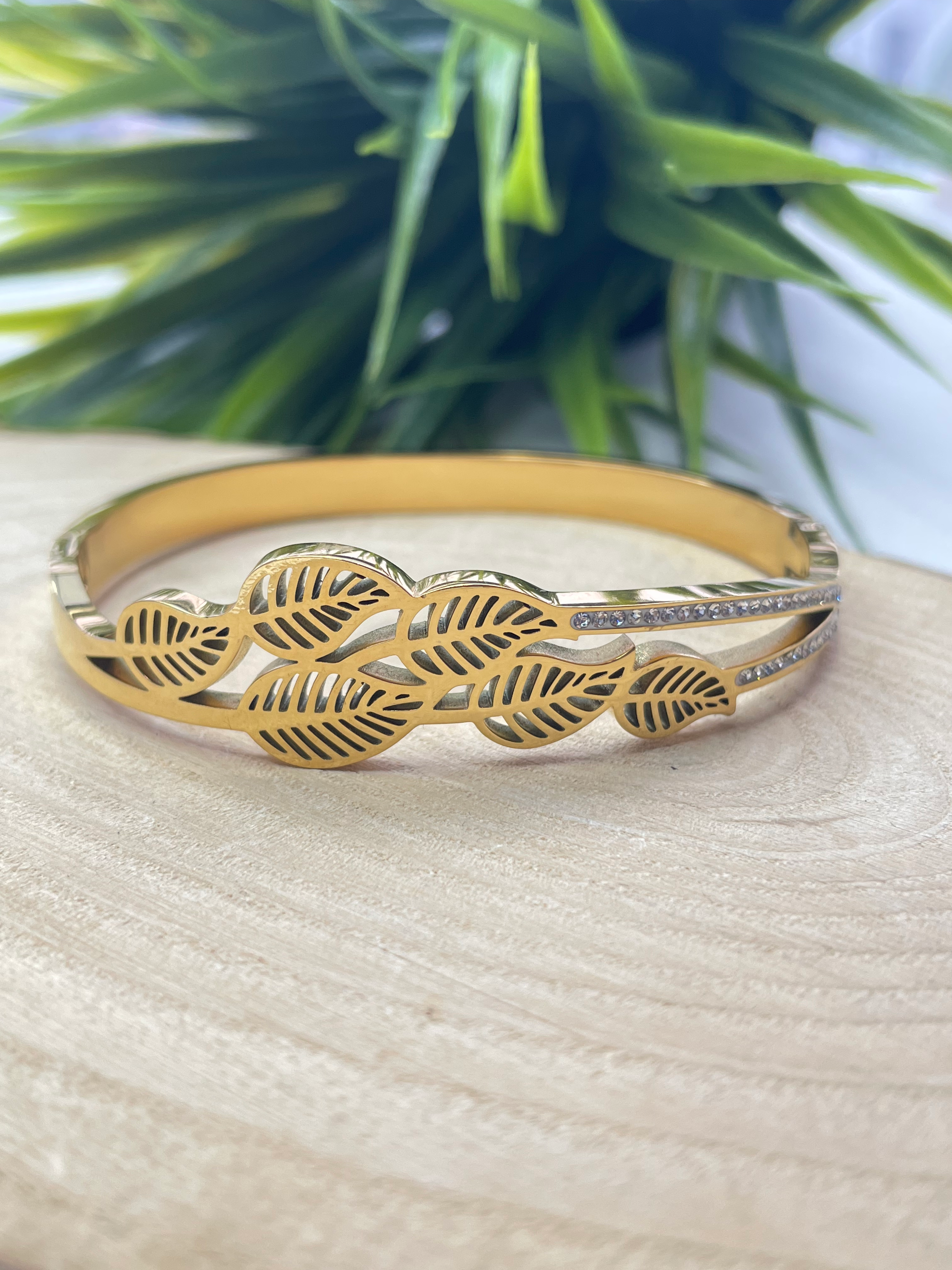 Zirkon Taşlı Yaprak Kelepçe