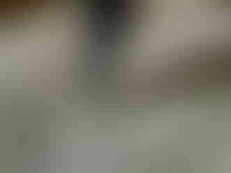 fountain-pen-on-black-lined-paper