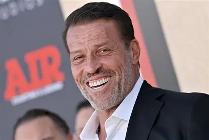 tony robbins.webp