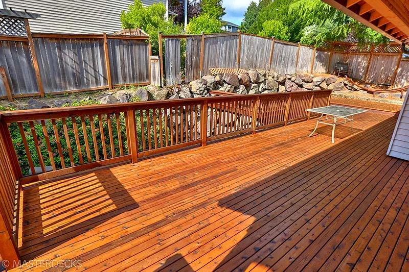 cedar-decking-001.webp