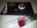 Tartare de concombre,fromage pasteurisé,tomate confite et sa vinaigrette au miel