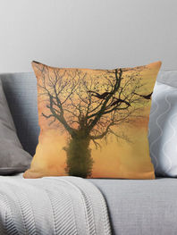 Throw pillow, nature inspiration print. Leafless tree silhouette at sunset (ID-030)