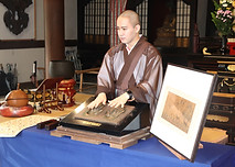 黒谷阿弥陀堂、手形.JPG