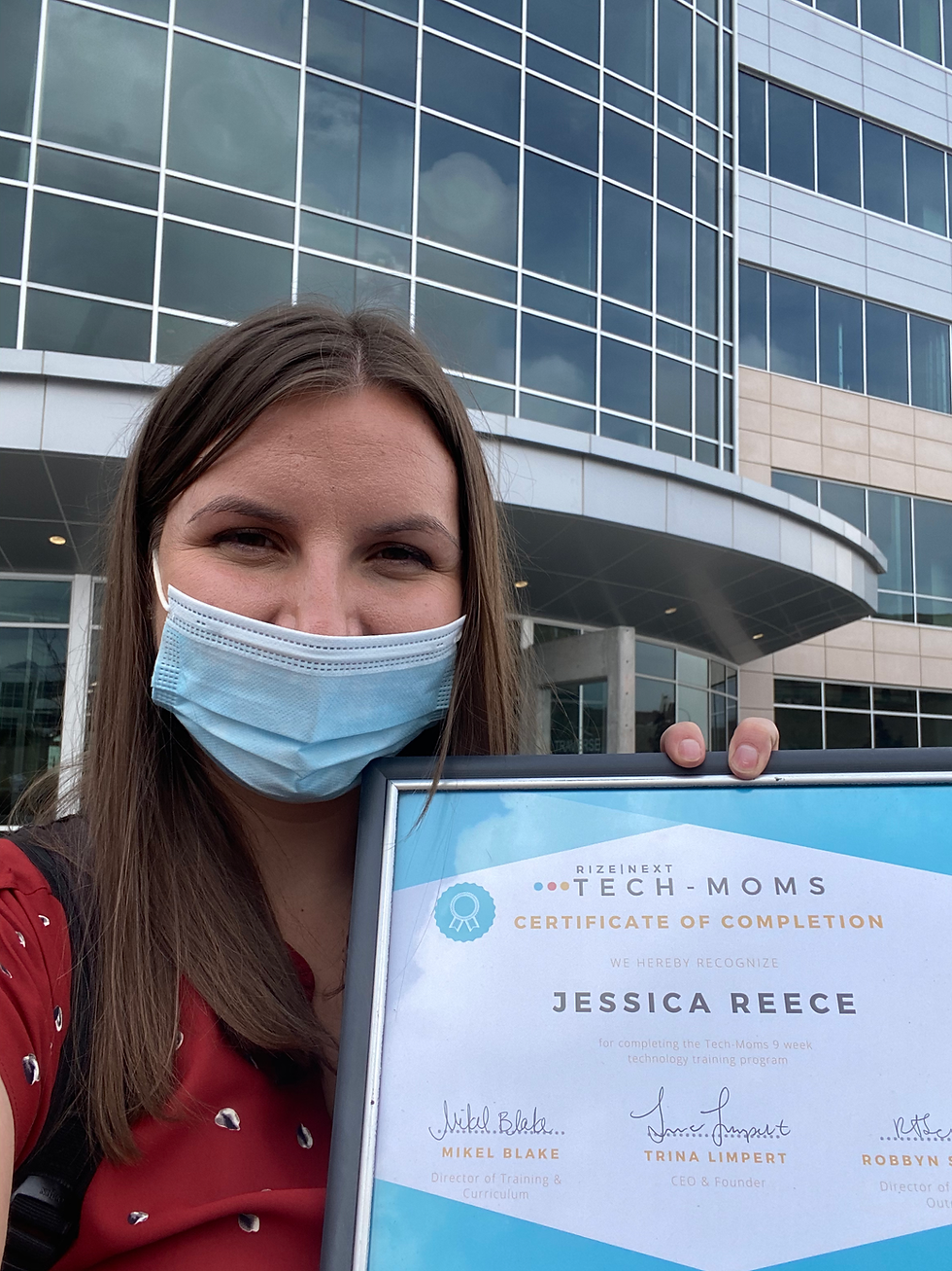 Jessica in 2020 with her Tech-Moms Certificate of Completion
