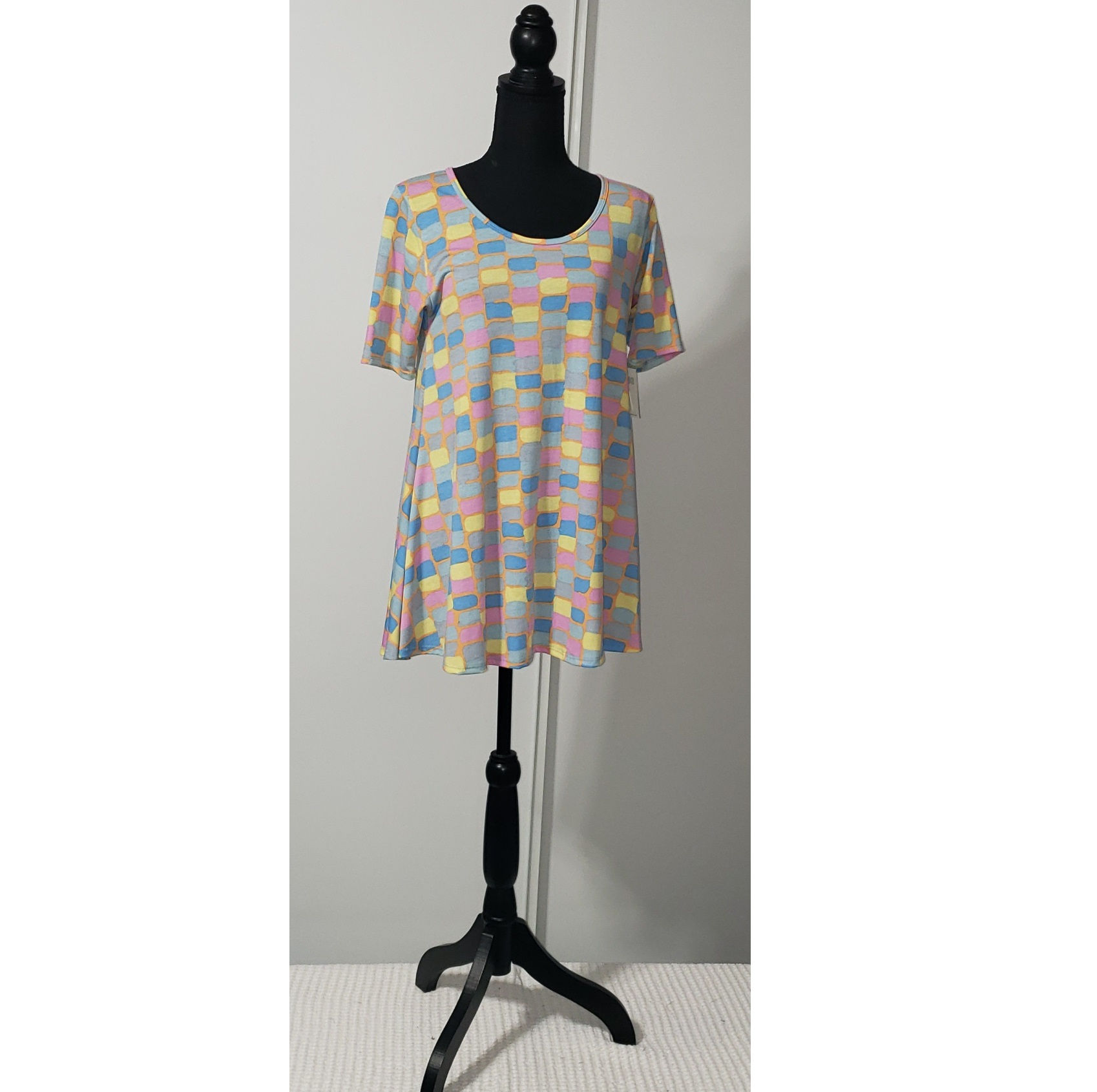 LuLaRoe Perfect-T Blue Yellow Grey Squares on Orange Shirt (7081-PERFECT-XSMALL)