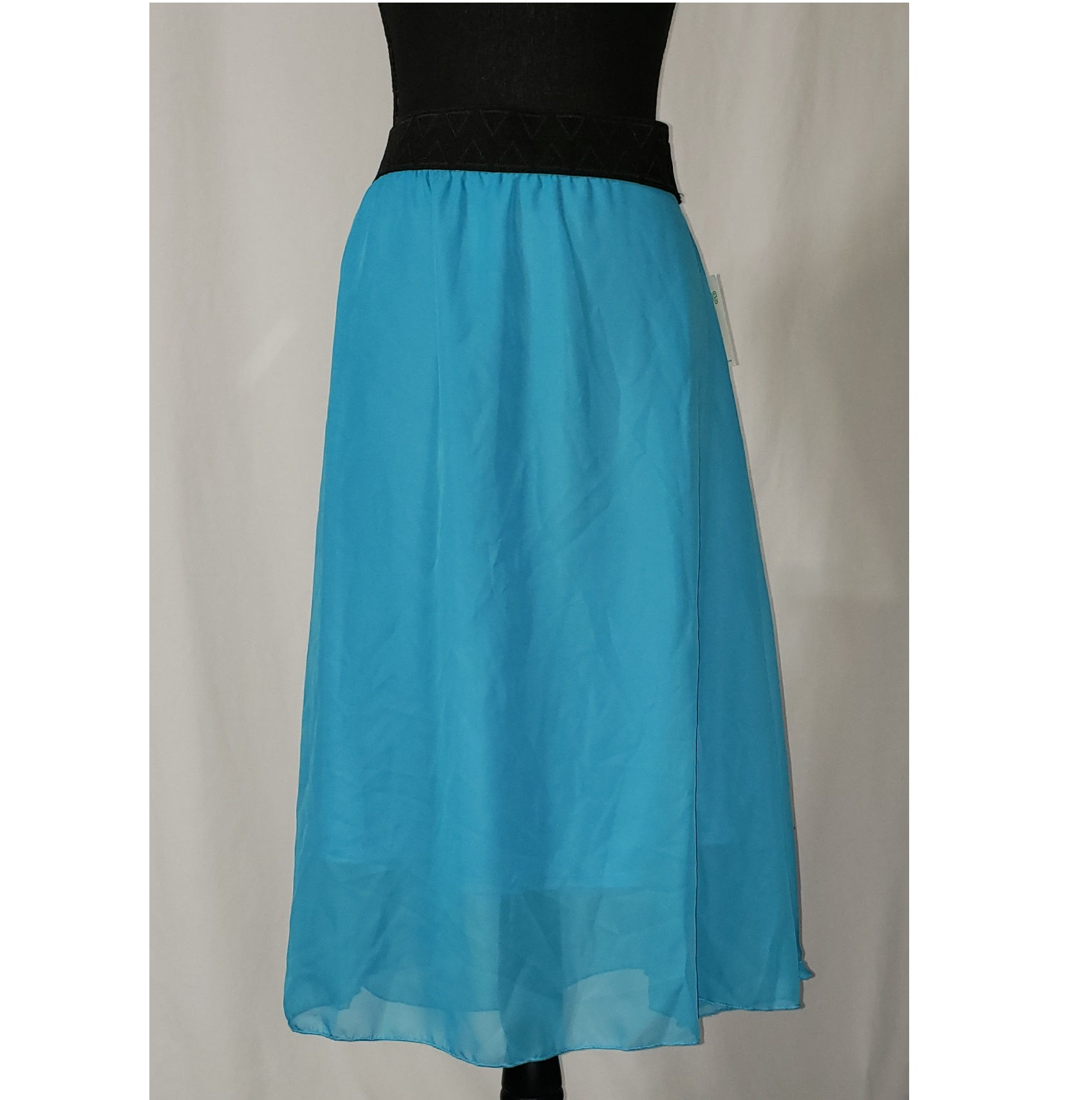 LuLaRoe Lola Turquoise Short Skirt (6021-LOLA-MEDIUM)
