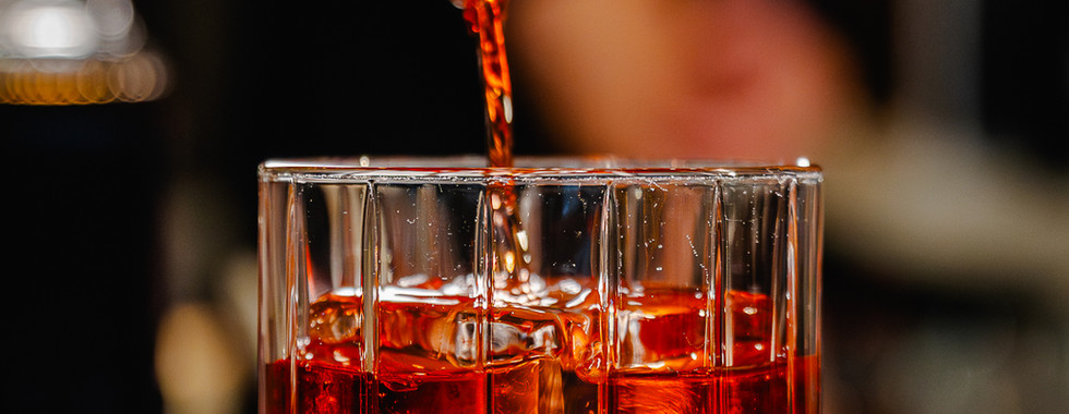 Cocktails at METTRA Center Bar