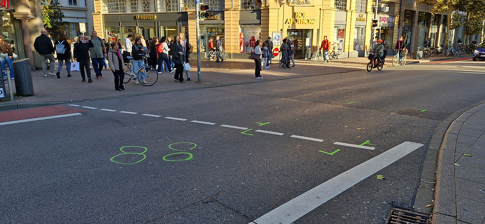 POL-MA: Heidelberg: Fußgängerin missachtet Rotlicht einer Ampel