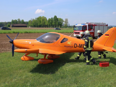 POL-MA: Hockenheim/Rhein-Neckar-Kreis: Notlandung eines Ultraleichtflugzeugs