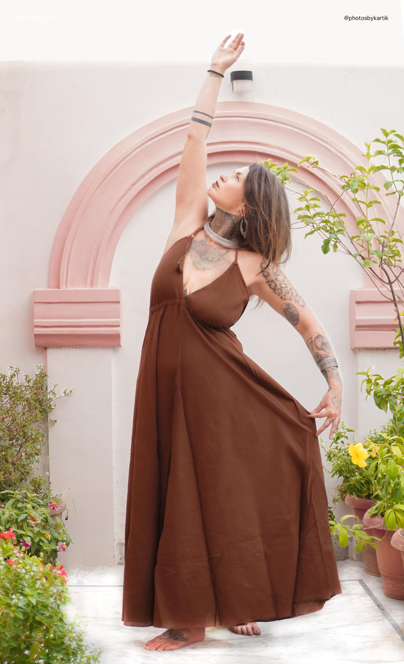 Natural oversized goddess dress adjustable People of Tribe