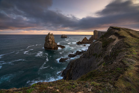 costa_quebrada_Stormy-sharpened.jpg