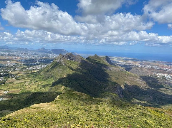 montagne-du-Pouce-île-Maurice.jpg