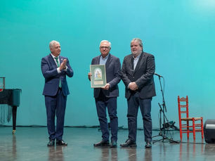 El Festival de Lo Ferro recibe el premio “Andaluz del año” de la Casa de Andalucía “Rafael Alberti” de Torrevieja