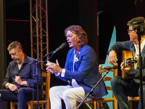 Lo Ferro viaja a San Fernando para presentar el Festival y notificarle su Medalla de Oro