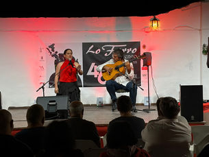 El nivel de los cantaores pone en pie al patio en la Segunda noche de Concurso