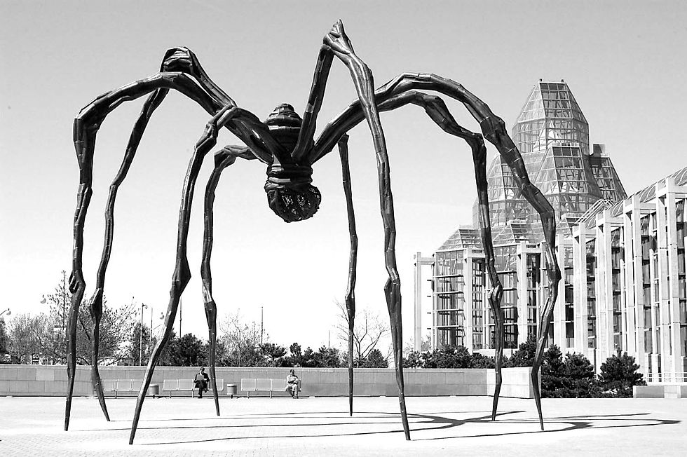 LouiseBOURGEOIS,maman,1999