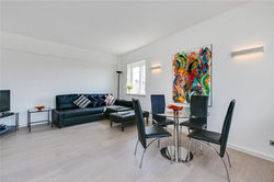 Lounge 2