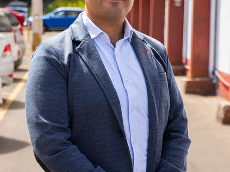 Rector de la Academia Técnica Bomberos Valparaíso es reconocido como profesional destacado egresado de la Universidad de Playa Ancha