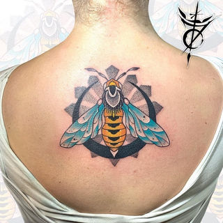 Neo Traditional Tattoo of Bee