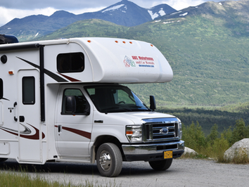 Traveling by RV in Alaska’s Kenai Peninsula: Embracing the Unexpected
