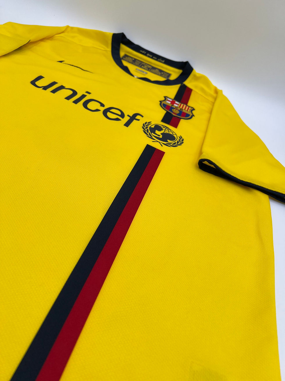 Thumbnail: Barcelona 2008/2009 Eto'o #9 Soccer Jersey (L)