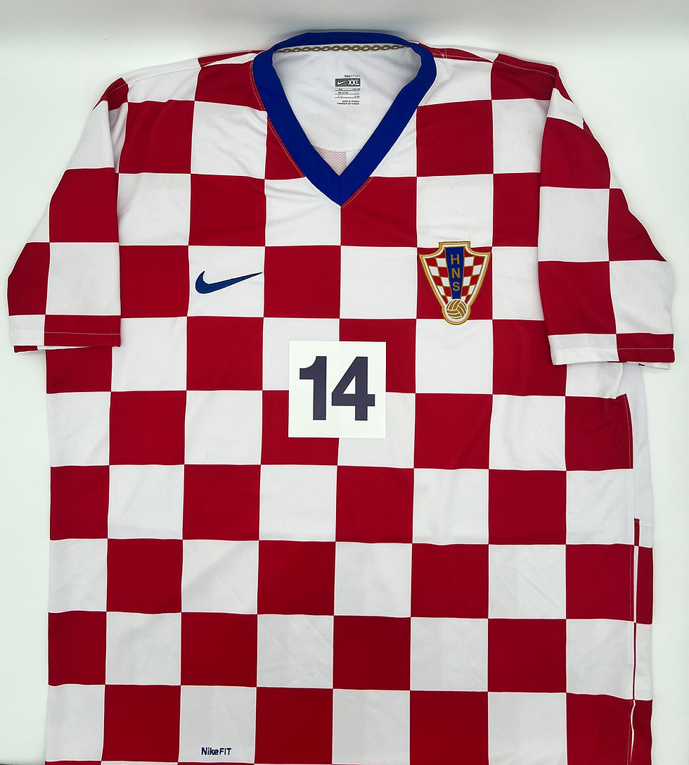 Modric Croatia 2009 Home Jersey XXL Front View