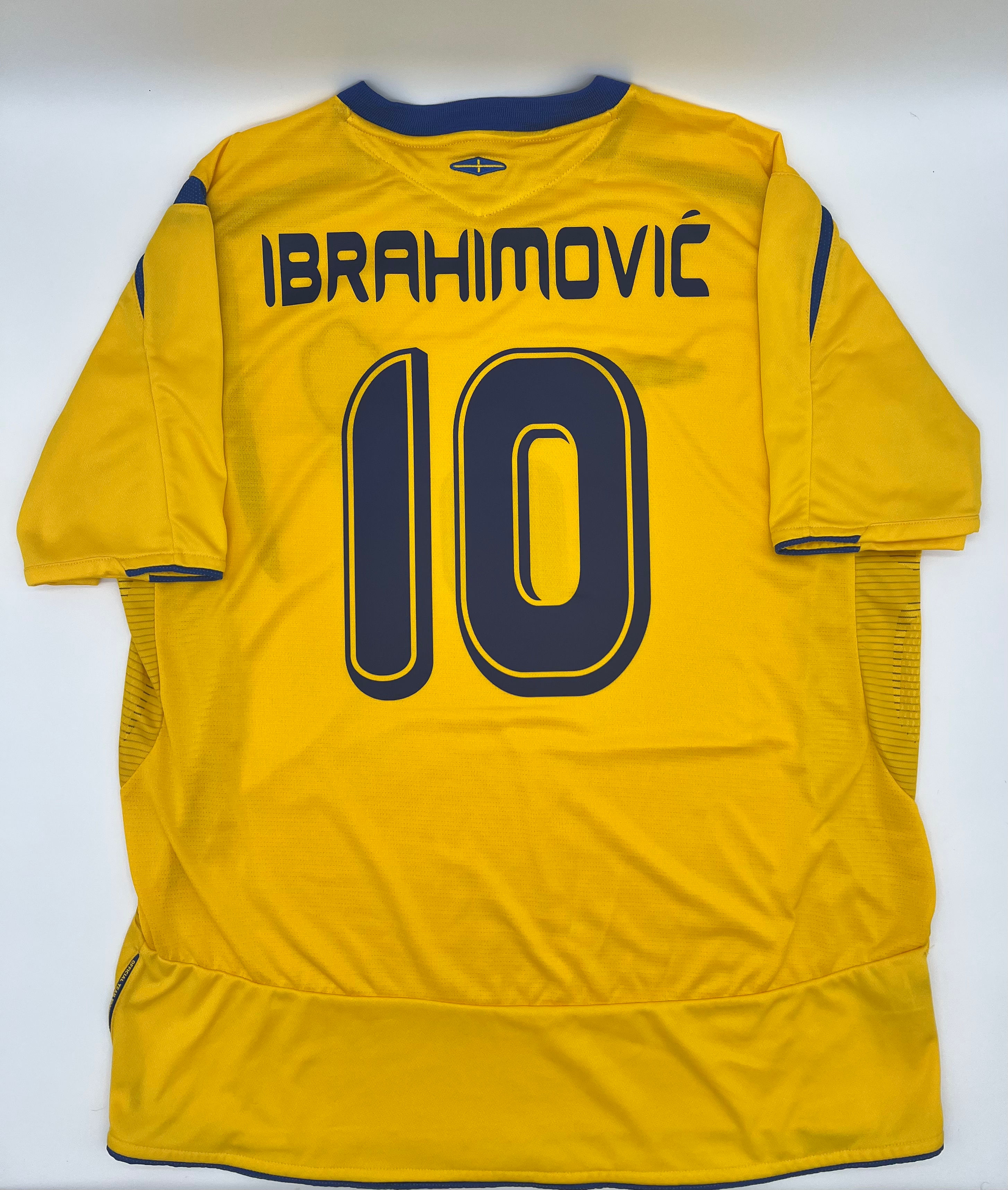 Ibrahimovic Sweden 2006 Home Jersey XL Back View