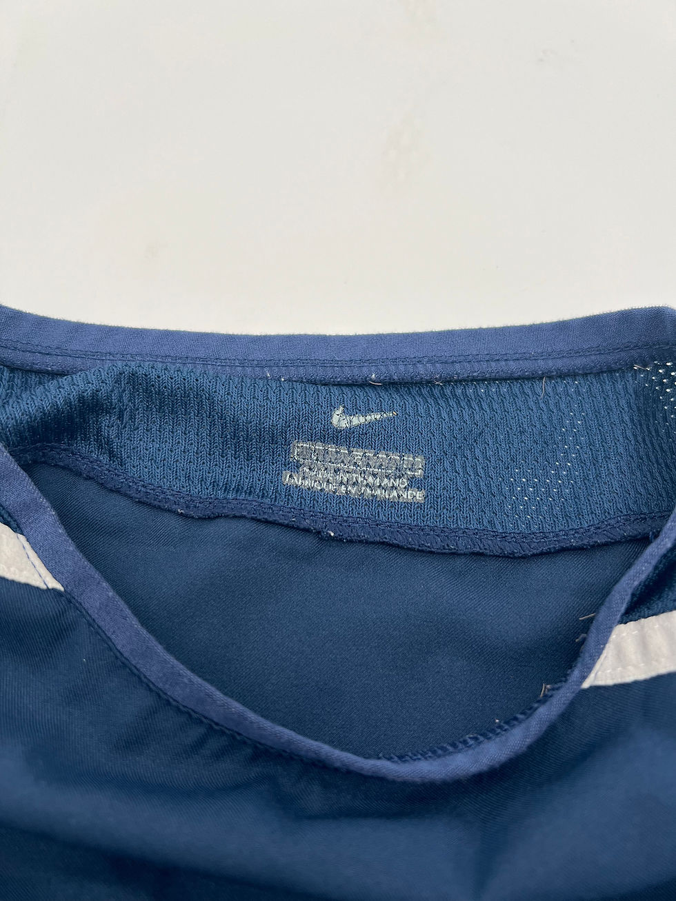 Thumbnail: Donavan usa 2002 jersey detailed view