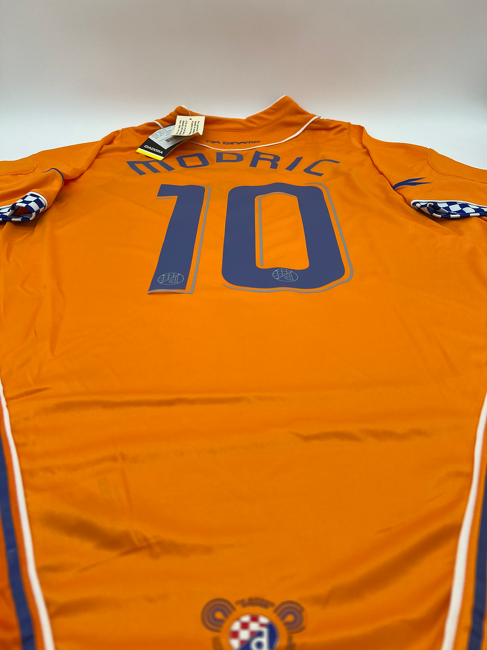 Thumbnail: New Dinamo Zagreb 2007/2008 Away Modric #10 Soccer Jersey (L) Back Parallel View
