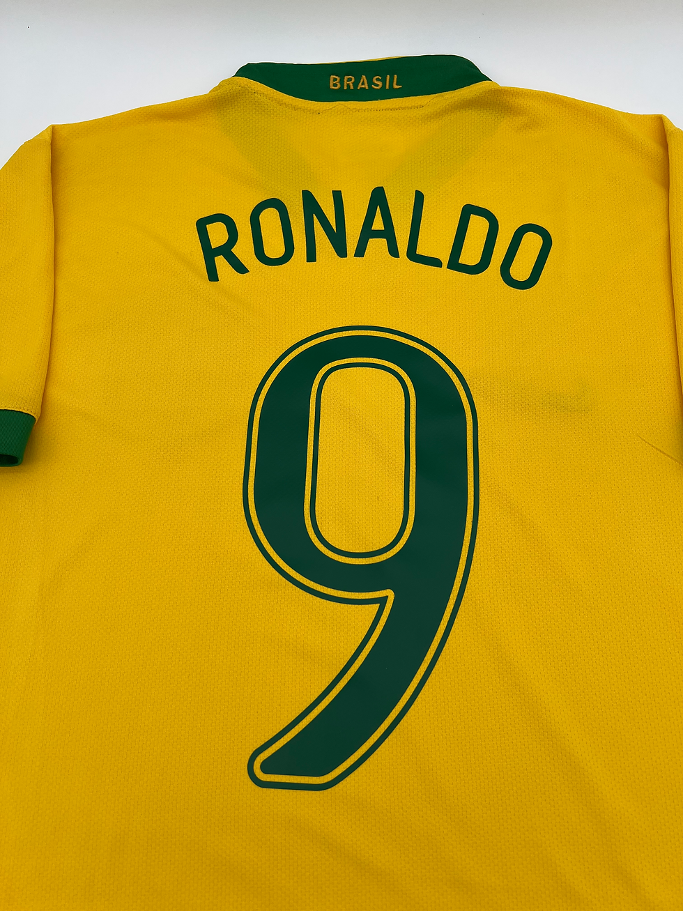 Thumbnail: Brazil 2006/2007/2008 Home Ronaldo #9 Soccer Jersey (M) Back Close Up View