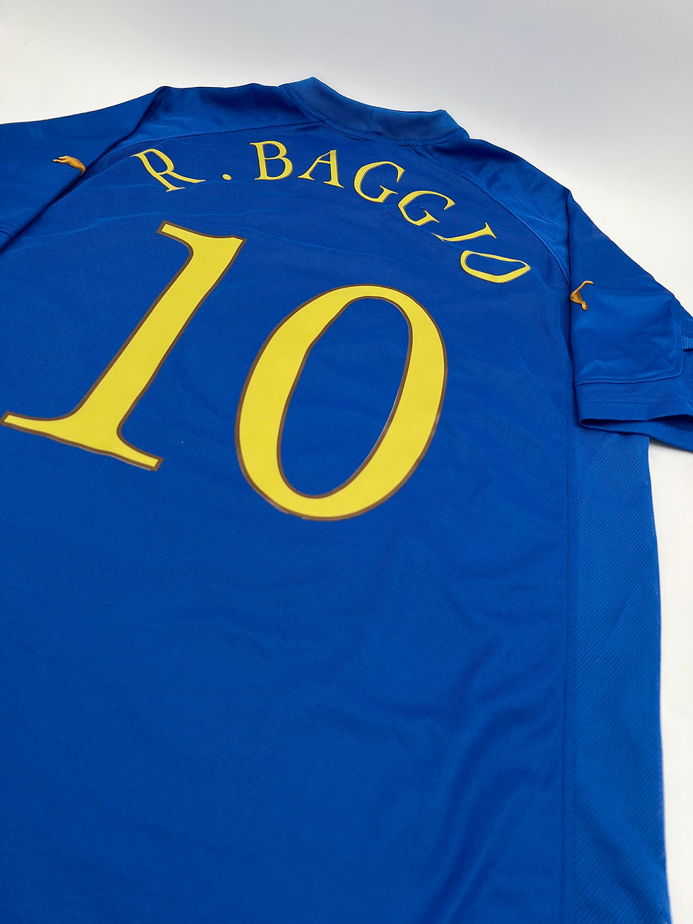 Thumbnail: New Italy 2004/2005/2006 Home (Retirement) Baggio #10 Soccer Jersey (XL)