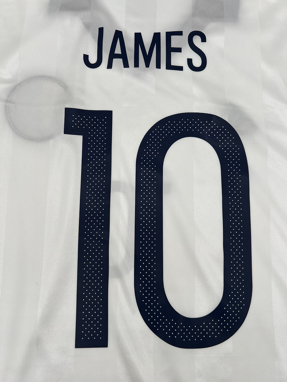 Thumbnail: Colombia 2015/2016 Away James #10 Long Sleeve Soccer Jersey (XL) Back Close Up View