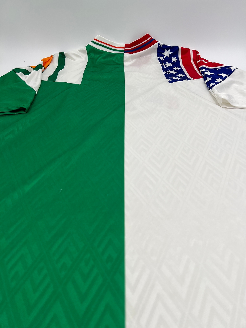 Thumbnail: 1994 FIFA World Cup USMNT + Ireland Soccer Jersey (L) Back Parallel View