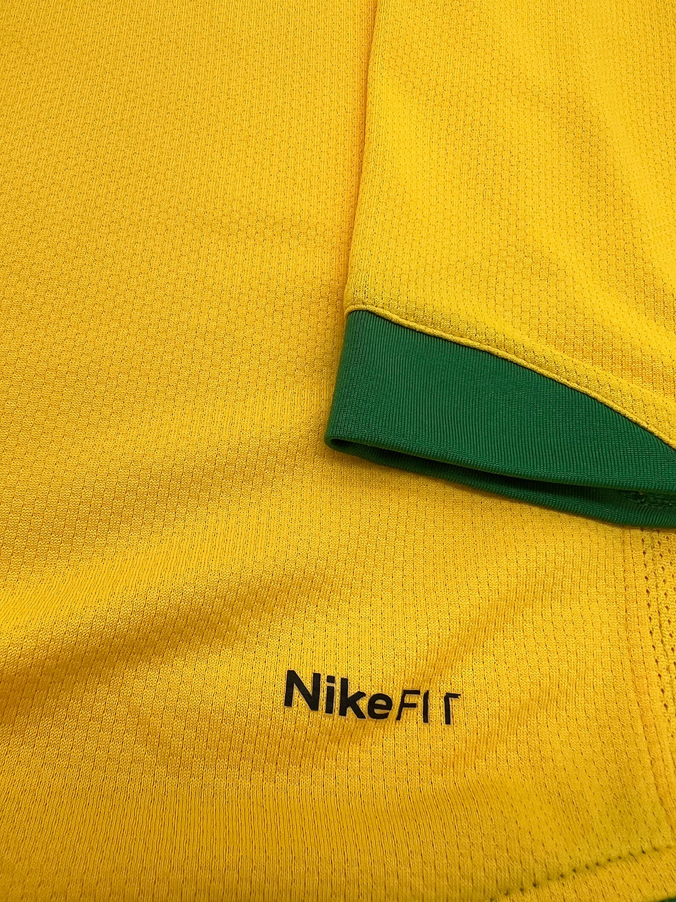 Thumbnail: Ronaldinho brazil 2006 home jersey xl detailed view