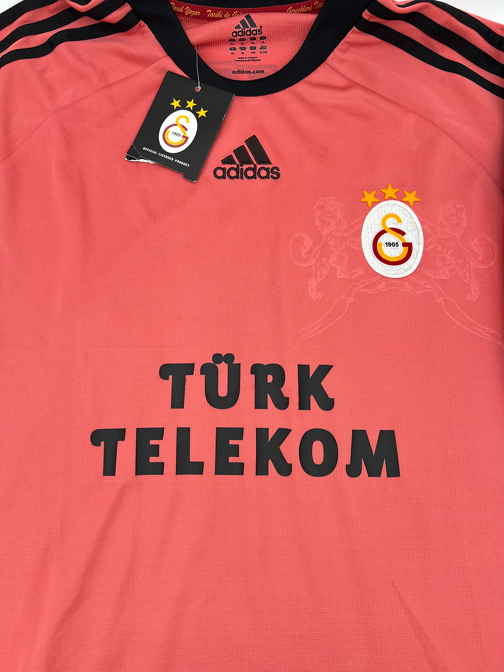 Thumbnail: New Galatasaray SK 2010/2011 Third Arda Turan #10 Soccer Jersey (XL) Front Close Up View