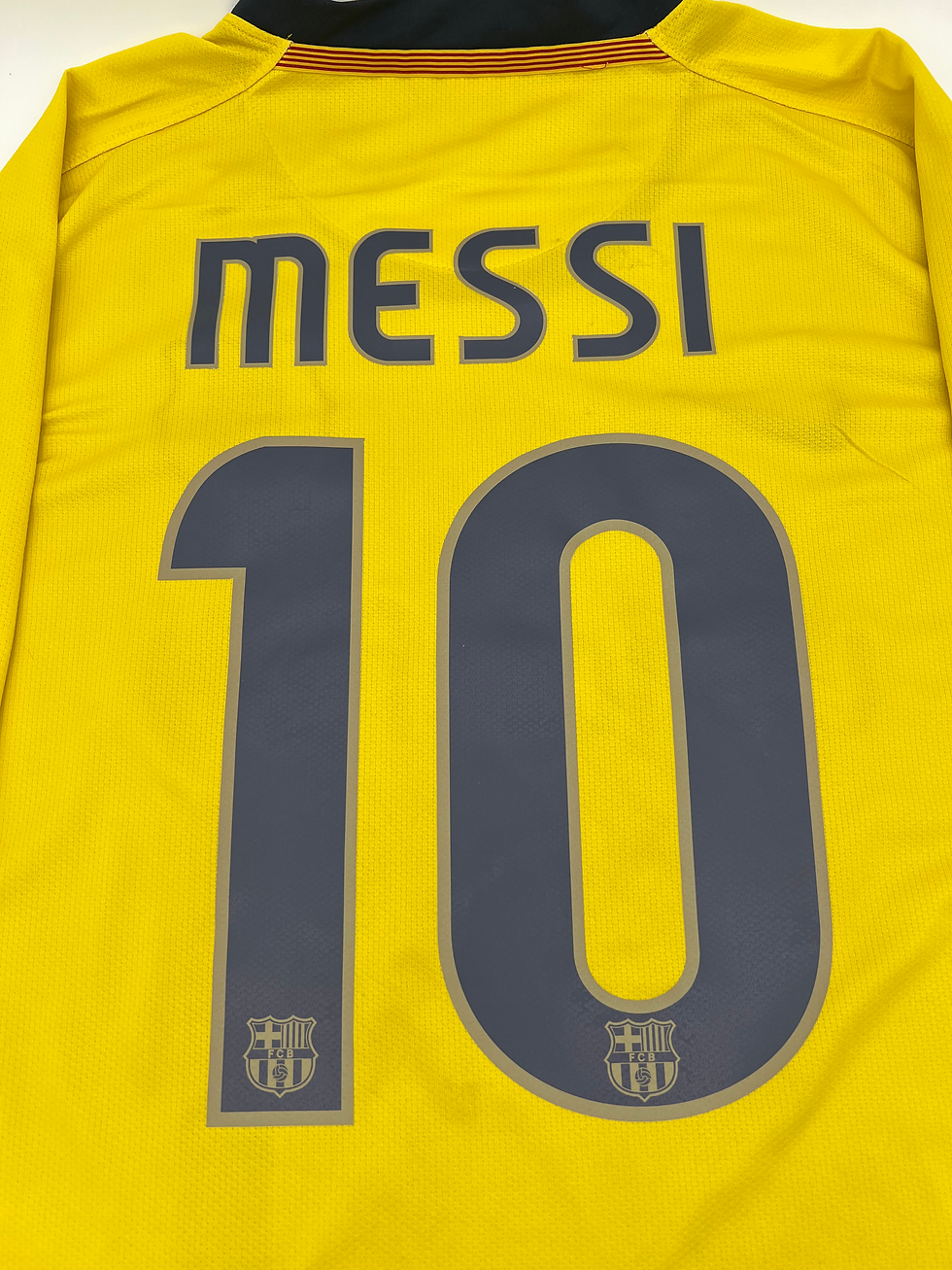 Thumbnail: Barcelona 2008/2009 Away Messi #10 Soccer Jersey (L) Back Close Up View