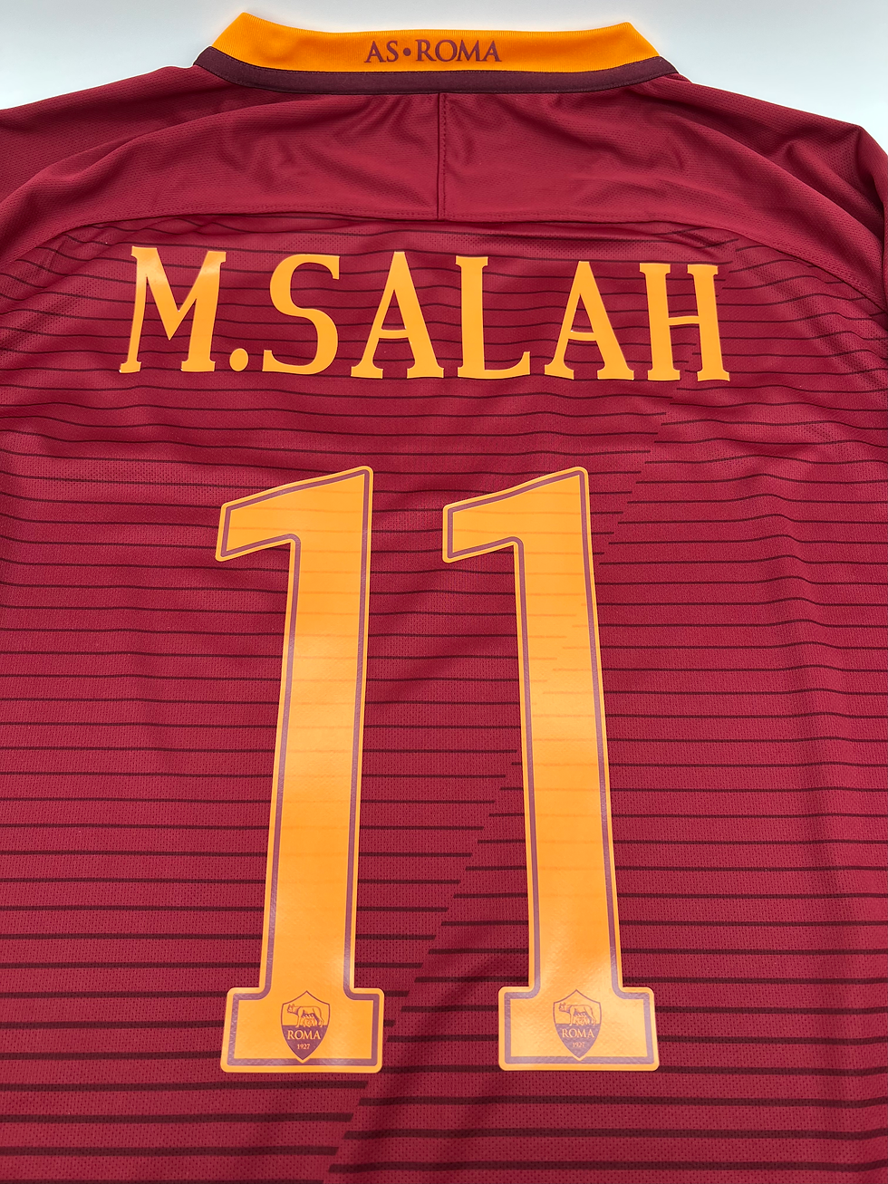 Thumbnail: Salah Roma 2016 Home Jersey XXL Back Close Up View