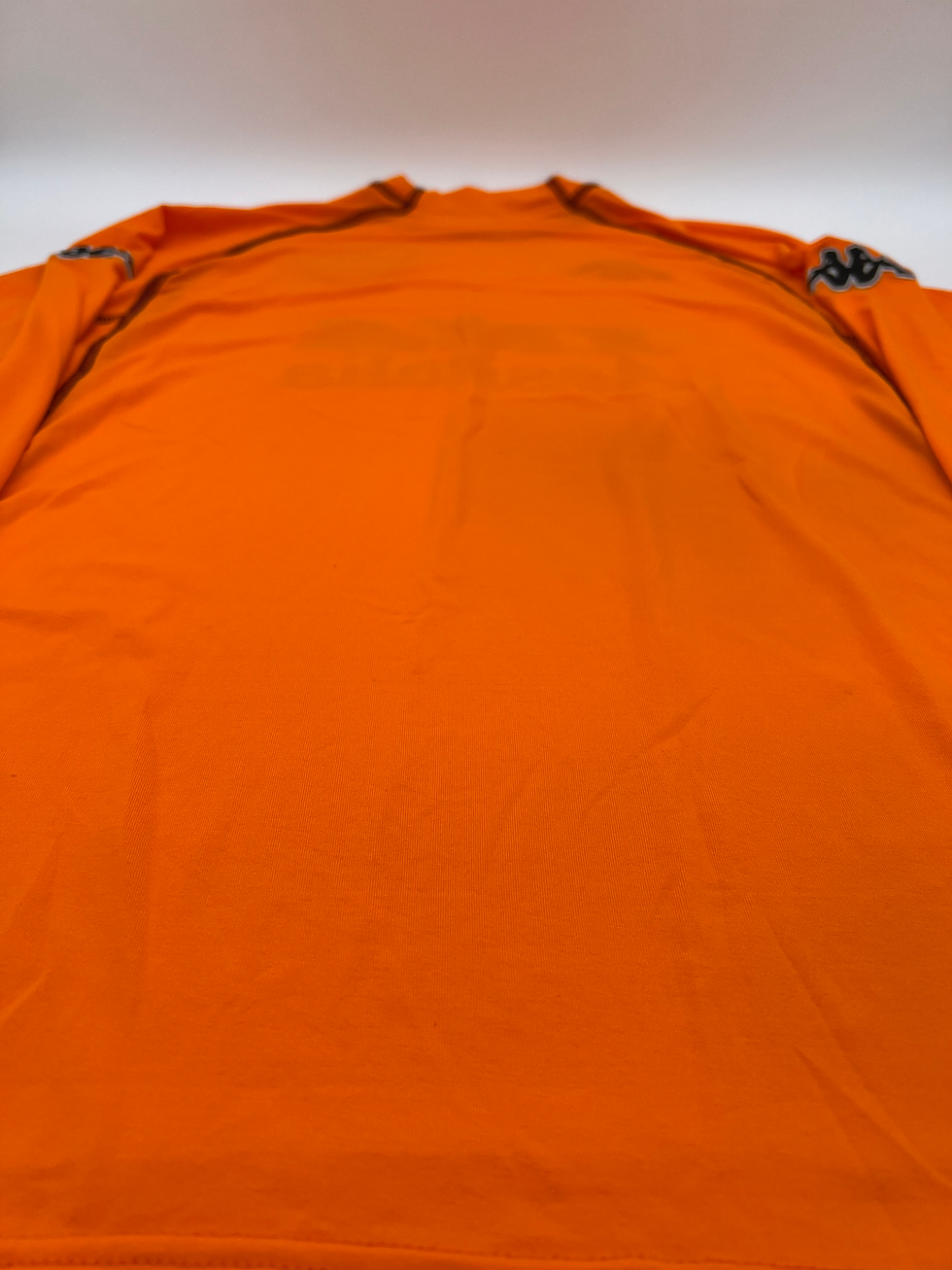 Thumbnail: Roma 2000/2001 Goalkeeper Long Sleeve Soccer Jersey (L) Back Parallel View
