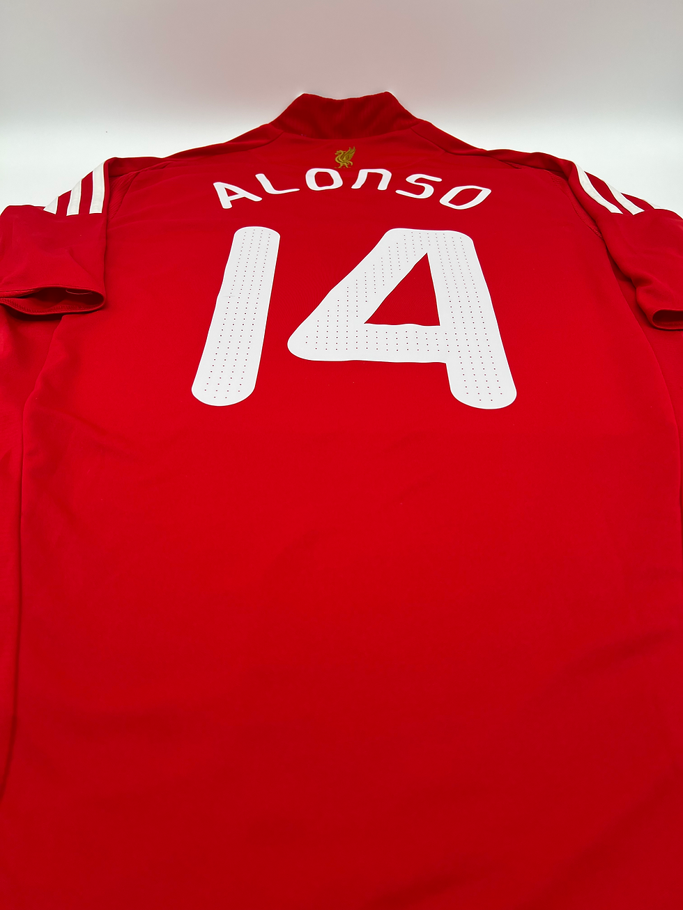 Thumbnail: Alonso Liverpool 2008 Home Jersey M Back Parallel View