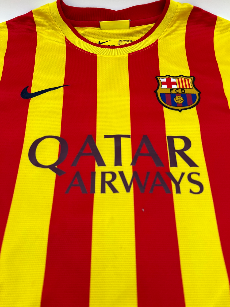 Thumbnail: Messi Barcelona 2013 Away Jersey XL Front Close Up View