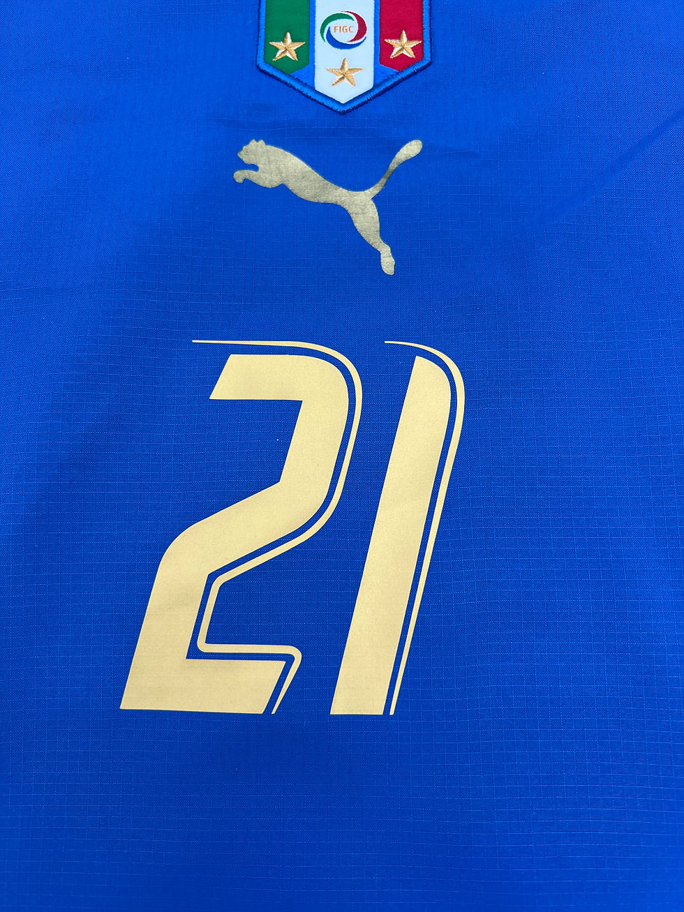 Thumbnail: Pirlo Italy 2006 Home Jersey L Front Close Up View
