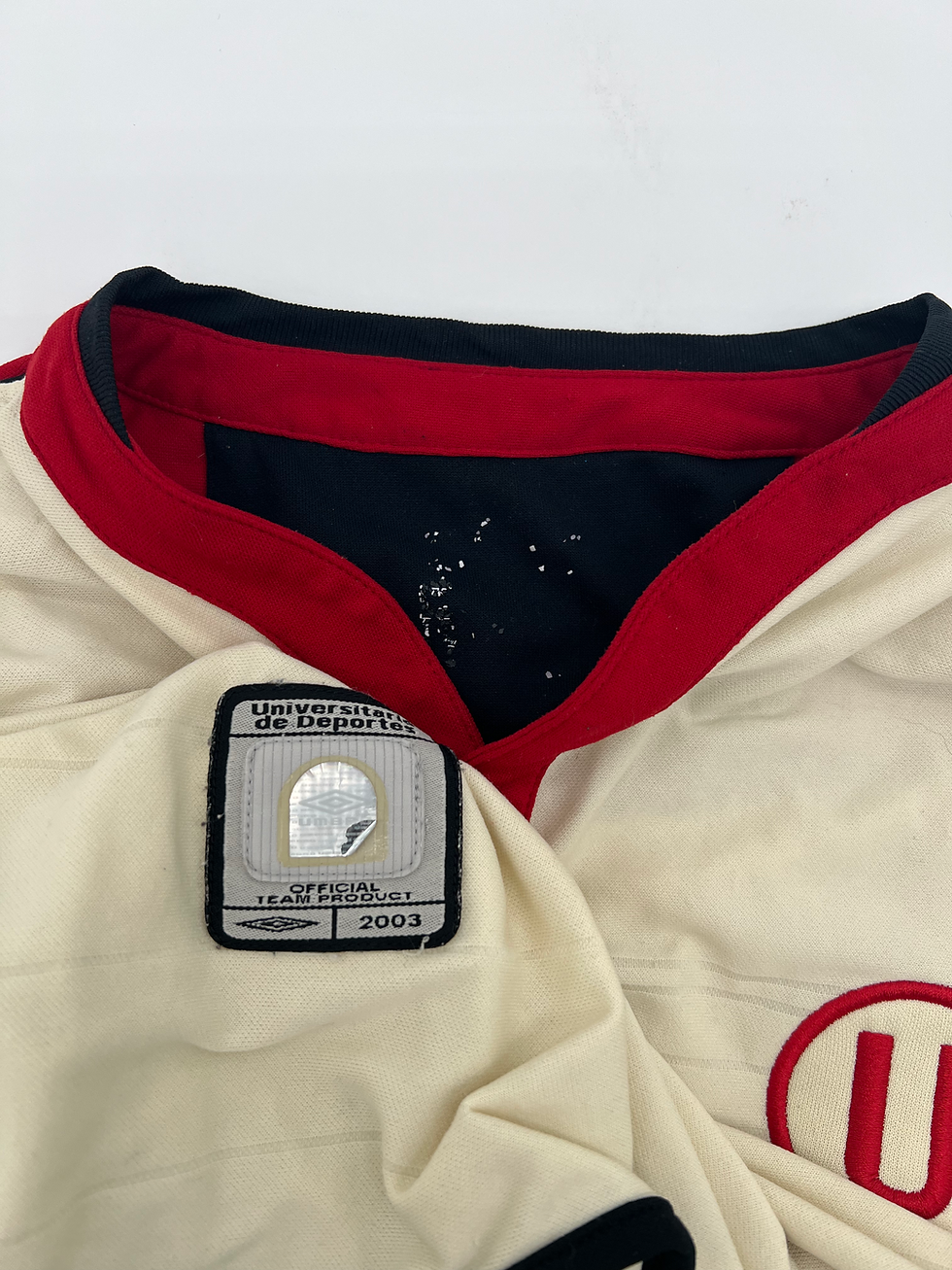 Thumbnail: Universitario de Deportes 2003 Home Soccer Jersey (XL) Tags Close Up View