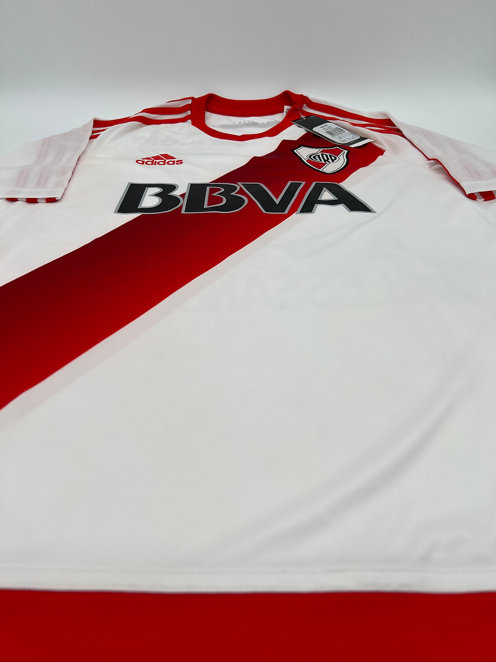 Thumbnail: River Plate 2016/2017 Home D'Alessandro #22 Soccer Jersey (M) Front Parallel View